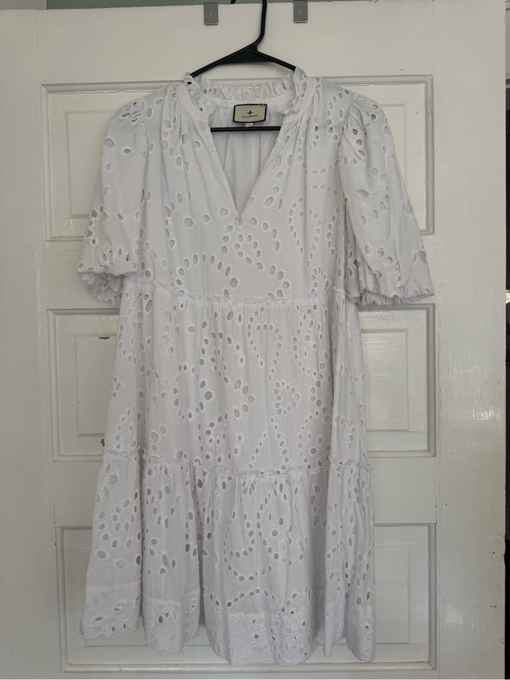 Tuckernuck x Cameran
Eubanks Wimberly White Eyelet Palmer Dress Size S